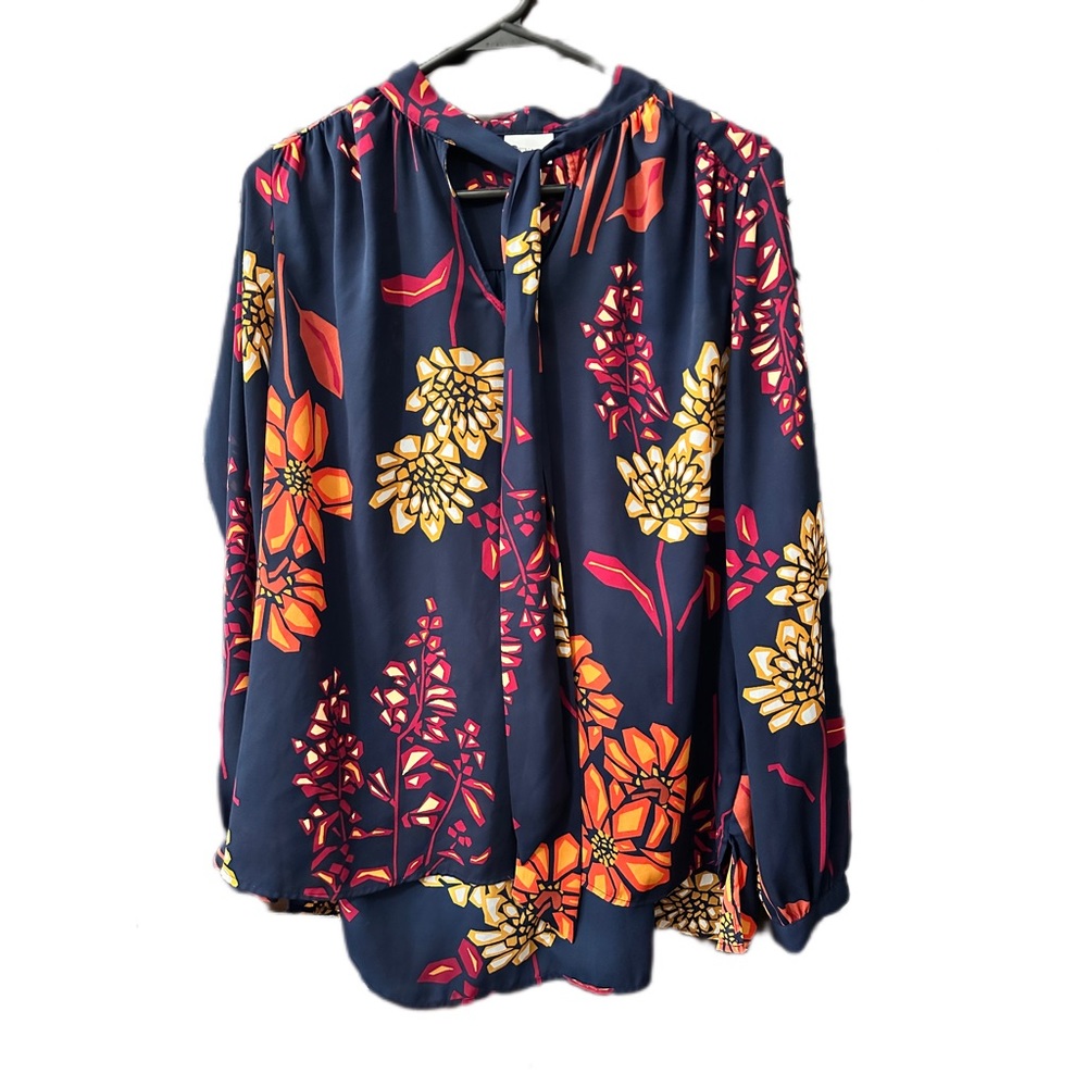 Stylus- size small- retro flower print blouse